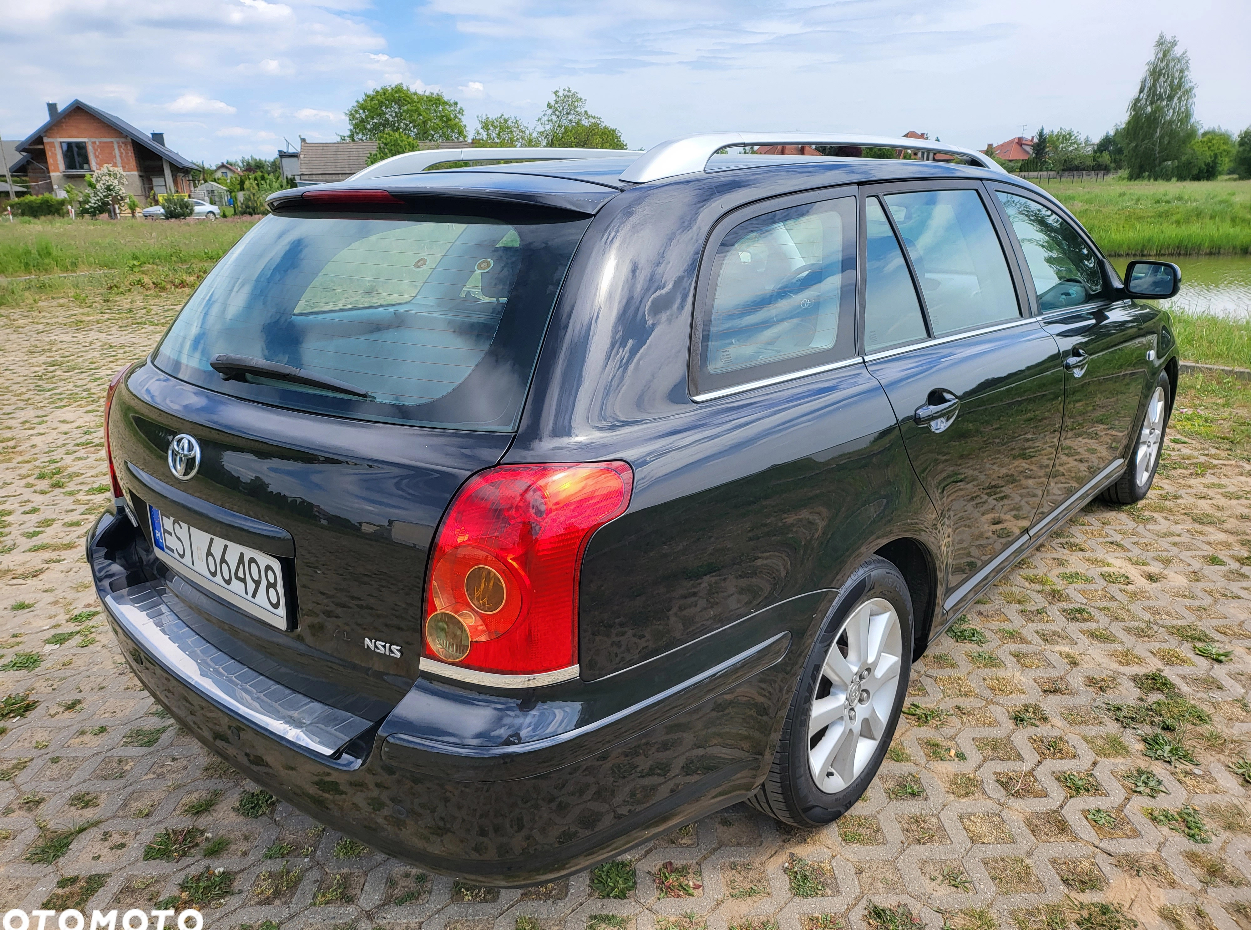 Toyota Avensis cena 11909 przebieg: 289000, rok produkcji 2004 z Sieradz małe 436